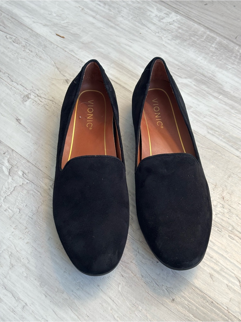 Vionic Willa Black Suede Loafers Women’s Size 9 - Picture 2 of 10